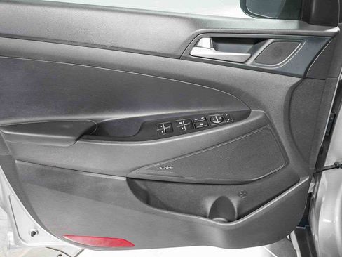 Used 2020 Hyundai Tucson Limited image 23