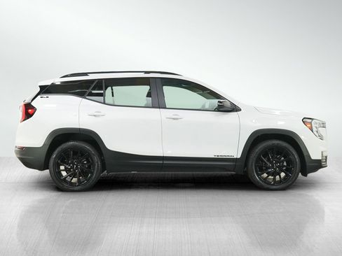 Used 2024 GMC Terrain SLE w/ Driver Convenience Package AWD/4WD image 6