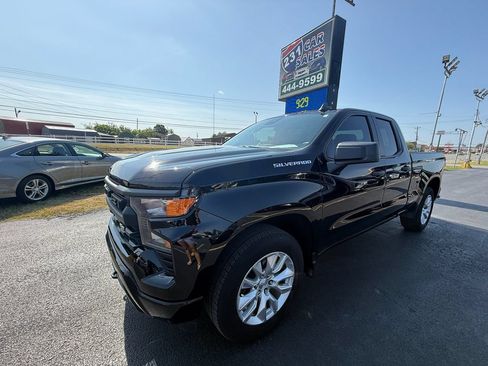 Used 2023 Chevrolet Silverado 1500 Custom RWD image 8