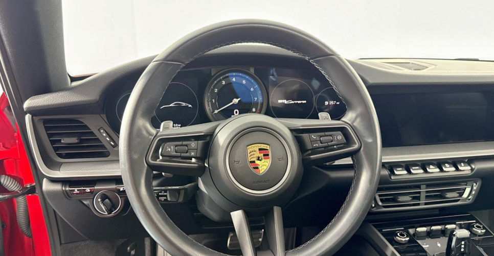 Used 2020 Porsche 911 Carrera RWD image 30