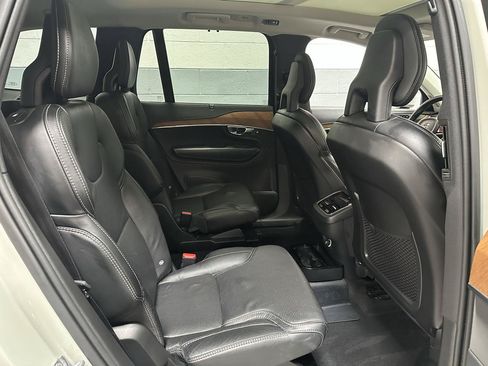 Used 2020 Volvo XC90 T6 Inscription w/ Protection Package Premier AWD/4WD image 11