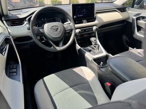 Used 2024 Toyota RAV4 XLE FWD image 12