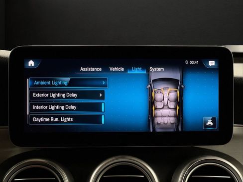 Used 2020 Mercedes-Benz GLC 300 4MATIC w/ AMG Line image 28