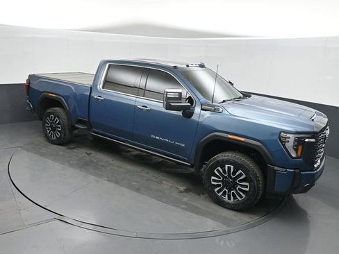 Used 2024 GMC Sierra 2500 Denali Ultimate AWD/4WD image 31