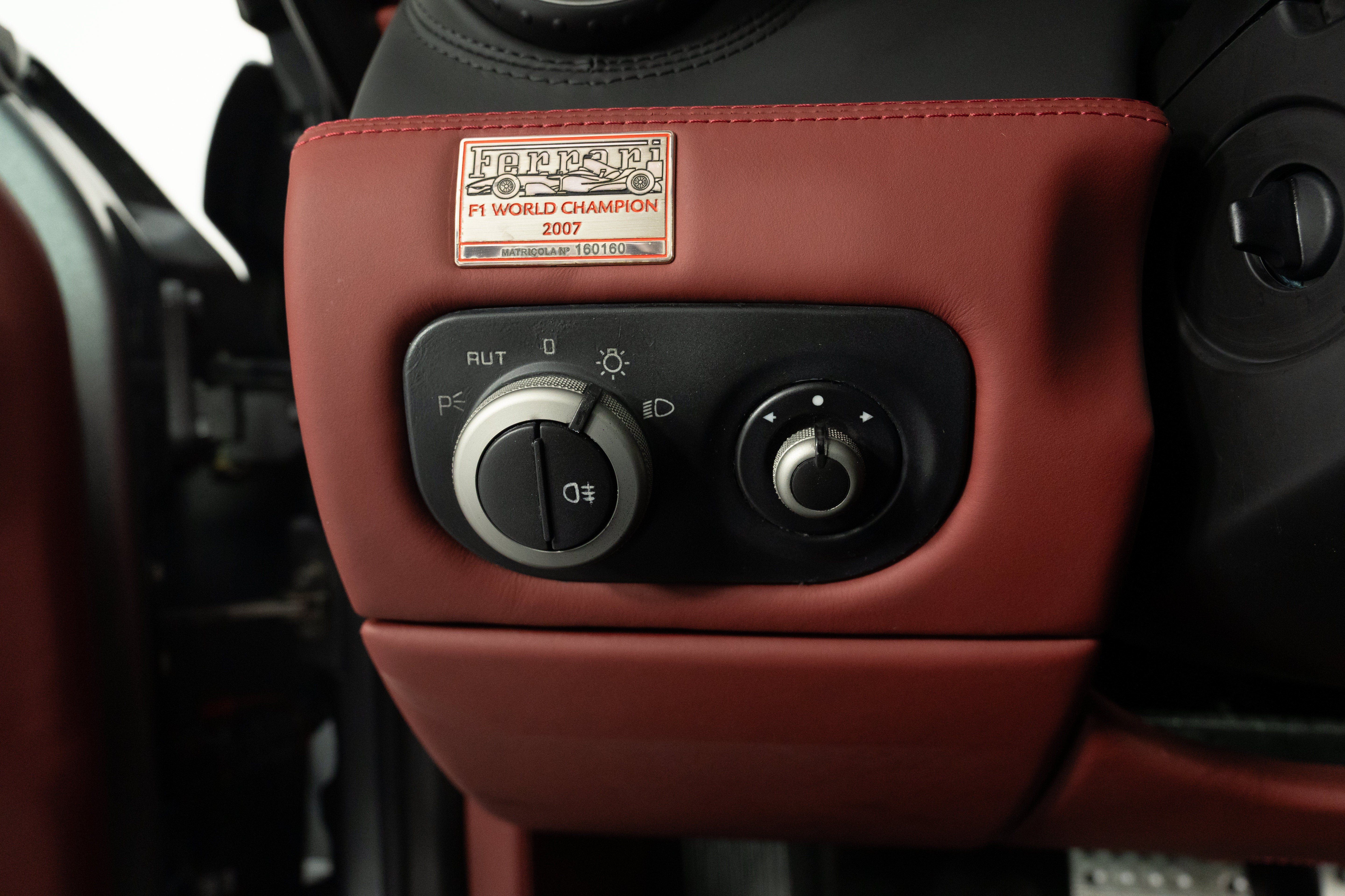 Used 2008 Ferrari 599 GTB Fiorano RWD image 24