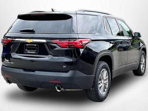 Used 2023 Chevrolet Traverse LT AWD/4WD image 5