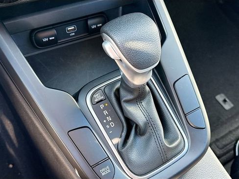 Used 2023 Kia Soul LX w/ LX Technology Package image 18