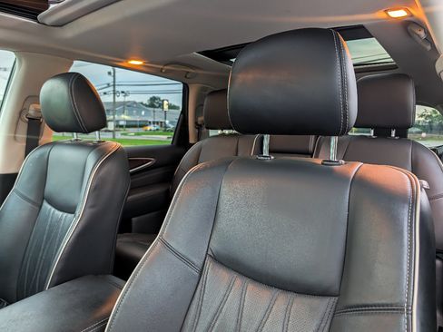 Used 2019 INFINITI QX60 Luxe w/ Sensory Package AWD/4WD image 15
