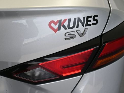 Used 2024 Nissan Altima 2.5 SV image 20