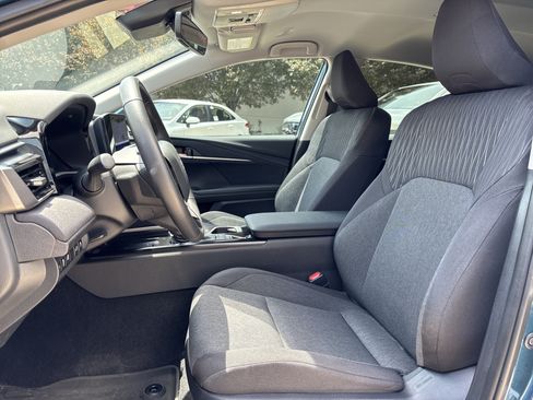 Used 2025 Toyota Camry LE w/ Convenience Package AWD/4WD image 14