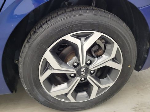 Used 2021 Kia Forte LXS FWD image 31