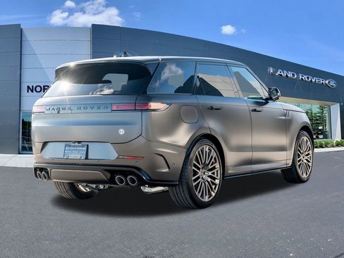 New 2025 Land Rover Range Rover Sport SV Edition Two image 4