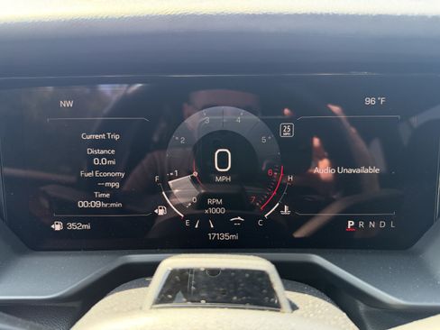 Used 2024 GMC Acadia Denali w/ Super Cruise Package FWD image 16