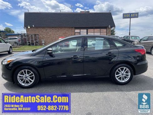 Used 2015 Ford Focus SE FWD image 8