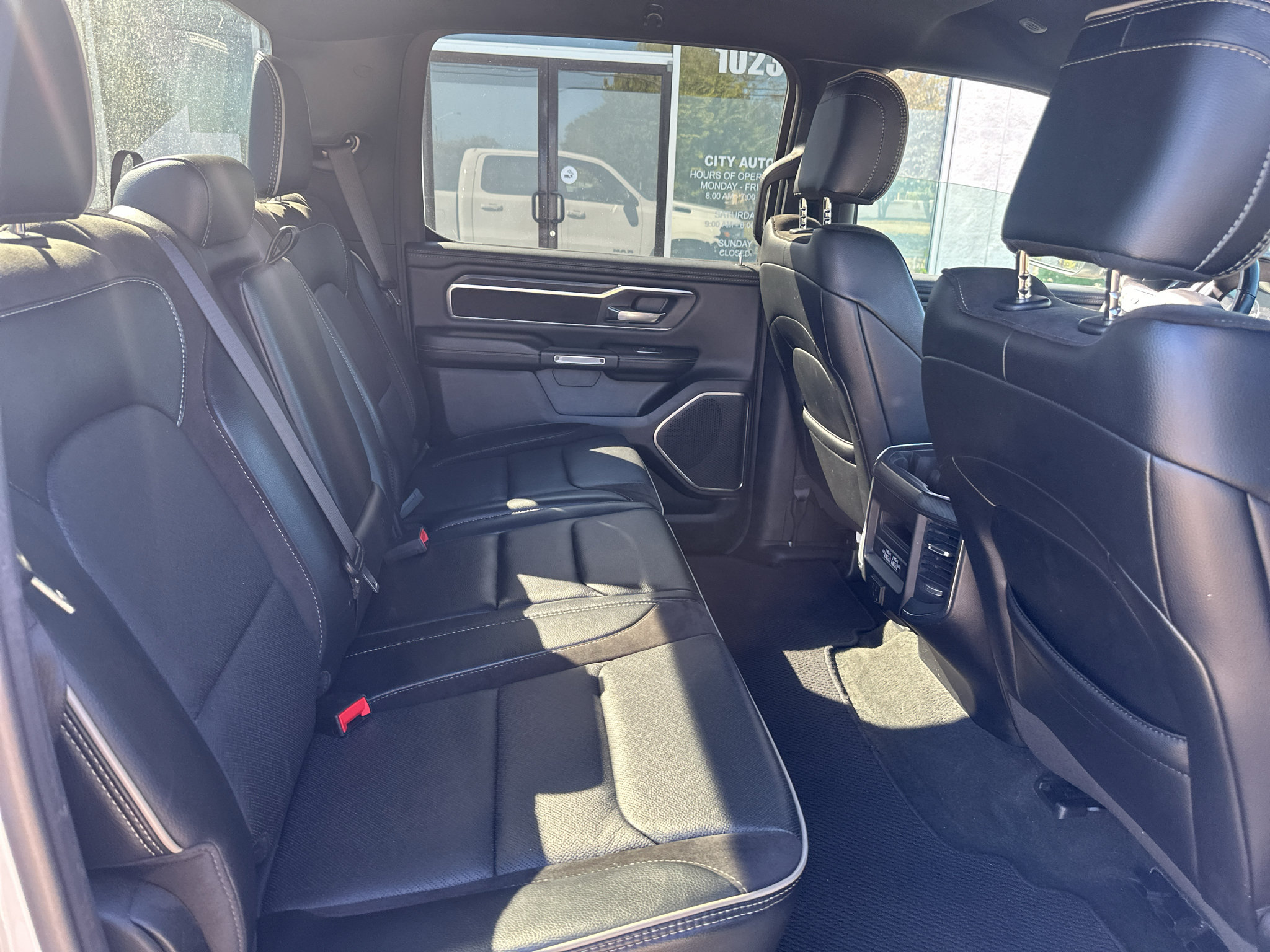 Used 2024 RAM 1500 Laramie RWD image 13