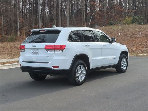 Used 2017 Jeep Grand Cherokee Laredo image 13
