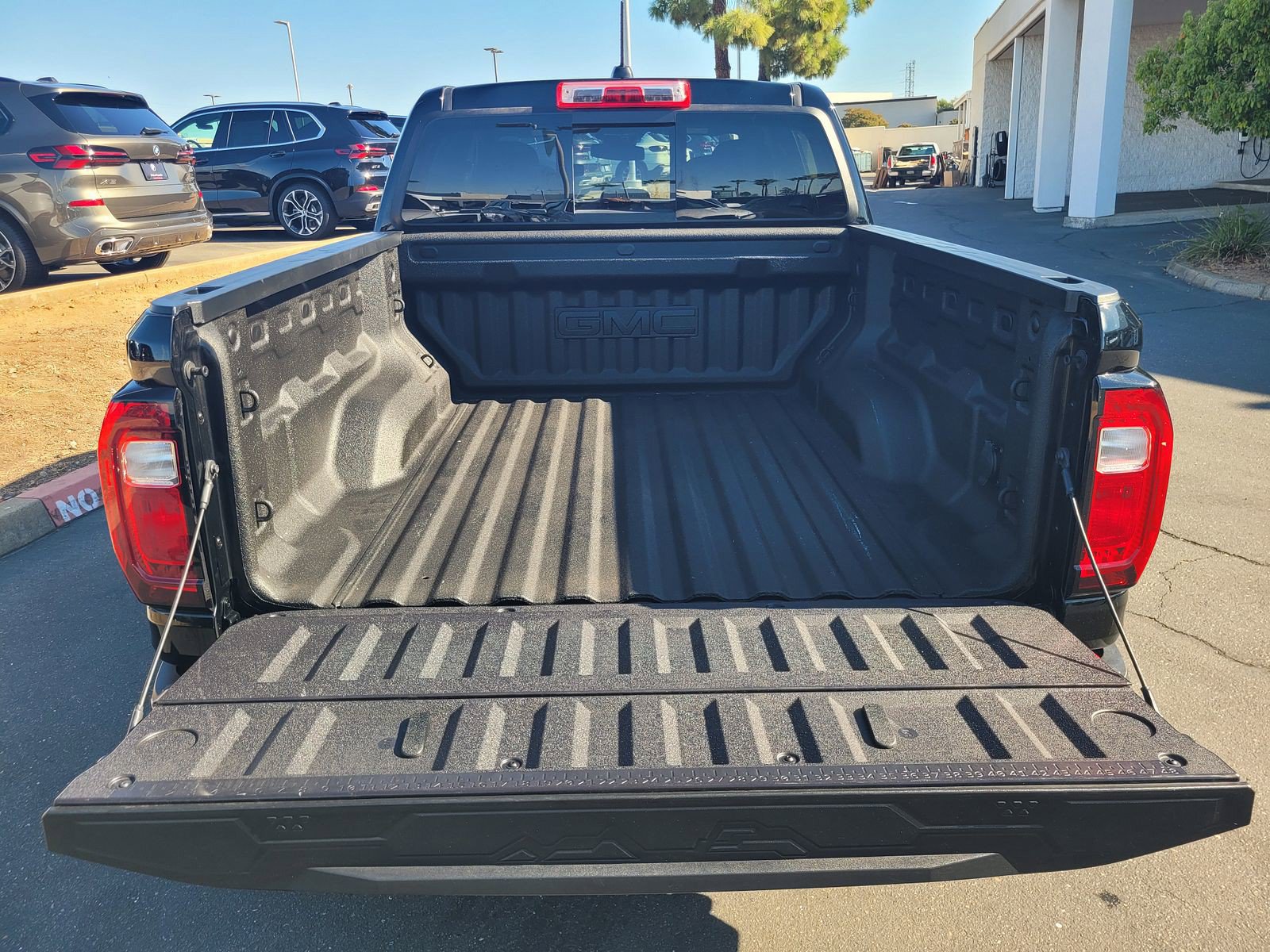 Used 2024 GMC Canyon Elevation w/ Convenience Package AWD/4WD image 7