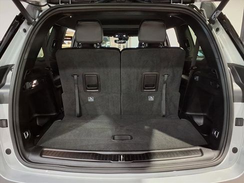 Used 2023 Jeep Grand Cherokee L Laredo image 15