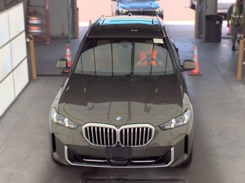 Used 2026 BMW X5 xDrive40i w/ Executive Package AWD/4WD image 4