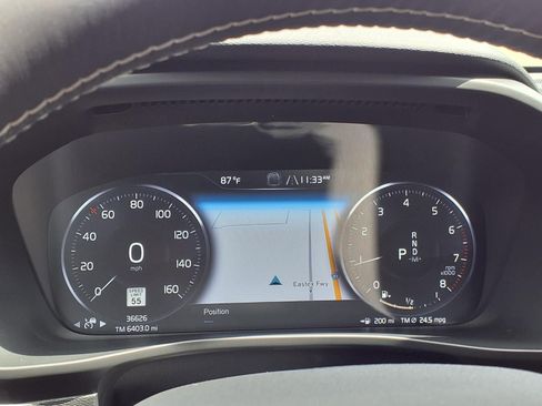 Used 2021 Volvo XC40 T5 R-Design AWD/4WD image 23