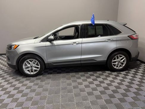 Used 2023 Ford Edge SEL w/ Convenience Package image 6