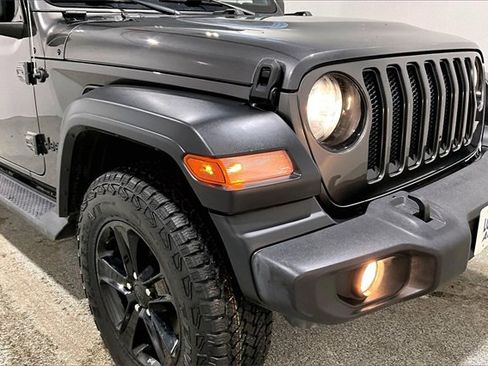 Used 2020 Jeep Wrangler Unlimited Sport image 31