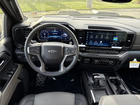 Used 2025 Chevrolet Silverado 1500 ZR2 w/ Technology Package AWD/4WD image 19