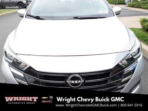 Used 2023 Nissan Versa SV image 8