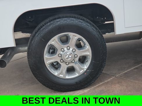 New 2026 RAM 3500 Tradesman w/ Chrome Appearance Group A AWD/4WD image 37