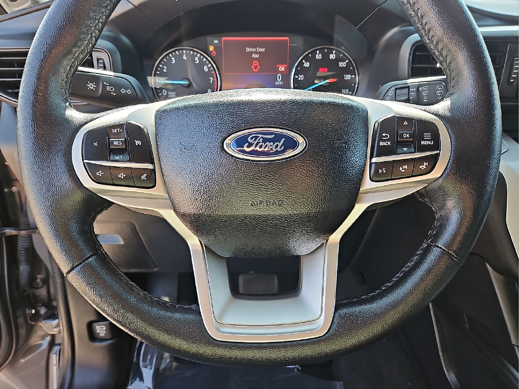 Used 2024 Ford Explorer XLT RWD image 24