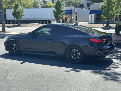 Used 2023 BMW 430i Coupe w/ M Sport Package RWD image 11