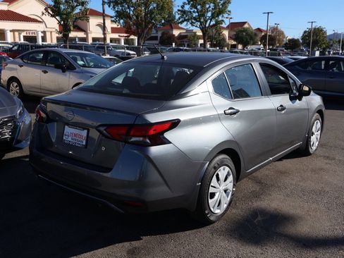 New 2025 Nissan Versa S image 4