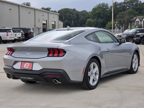 Used 2026 Ford Mustang Premium RWD image 8