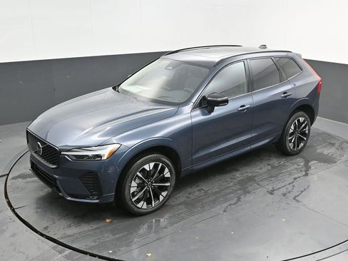 New 2026 Volvo XC60 B5 Ultra w/ Climate Package AWD/4WD image 23