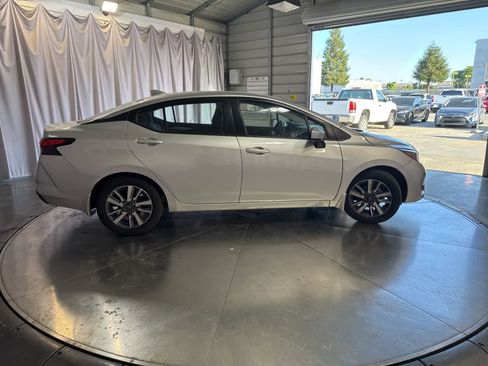 Used 2025 Nissan Versa SV w/ Trunk Package image 4