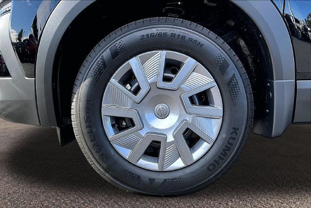 New 2026 Nissan Kicks S FWD image 12