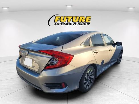 Used 2016 Honda Civic EX image 3