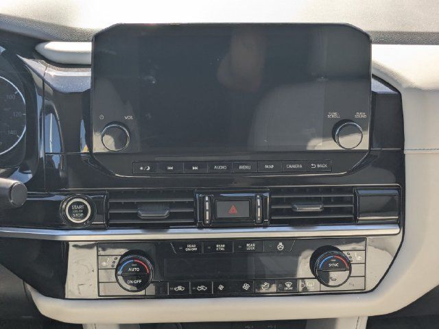 Used 2022 Nissan Pathfinder SL AWD/4WD image 15