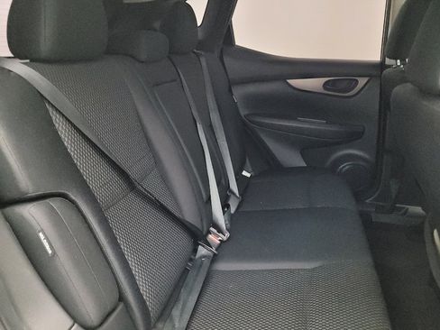Used 2021 Nissan Rogue Sport S FWD image 19