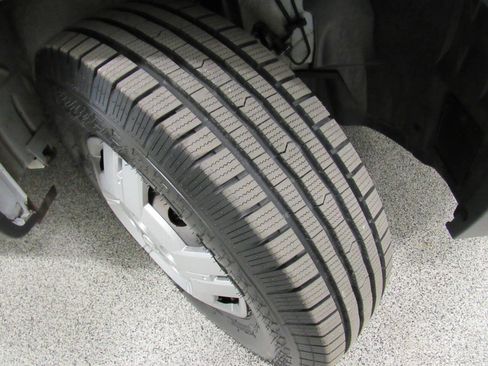 Used 2016 RAM ProMaster 2500 w/ Premium Appearance Group FWD image 37