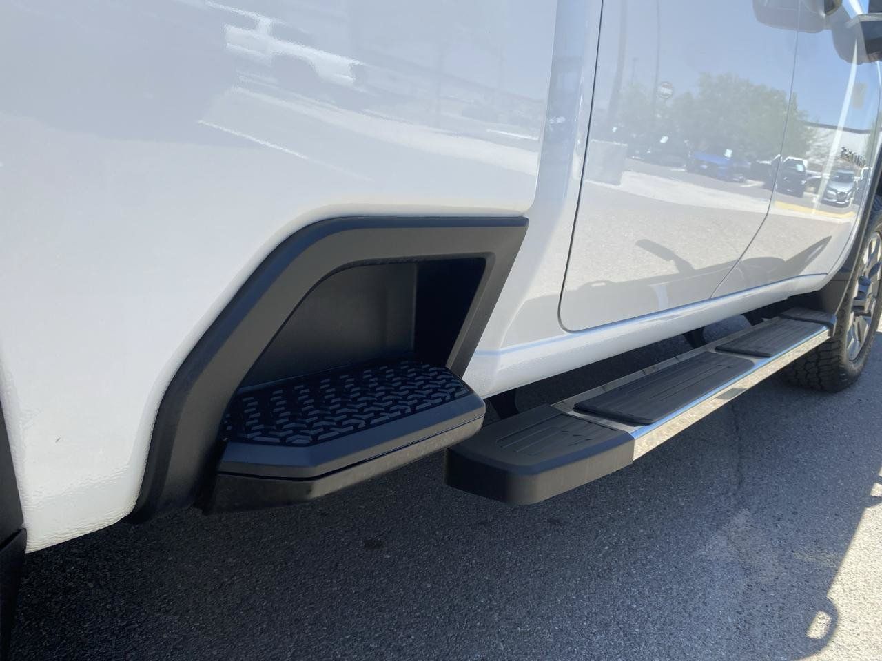 Used 2025 Chevrolet Silverado 2500 Custom w/ Custom Value Package RWD image 8
