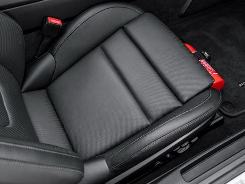 Certified 2024 Porsche 911 Targa 4S w/ Premium Package image 31