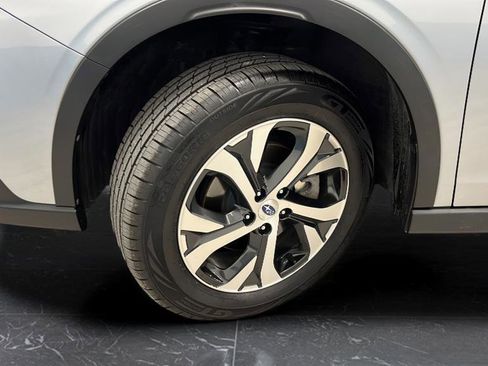 Used 2022 Subaru Outback Limited image 29