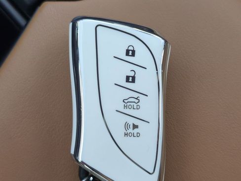 Used 2021 Lexus ES 350 w/ Premium Package image 30