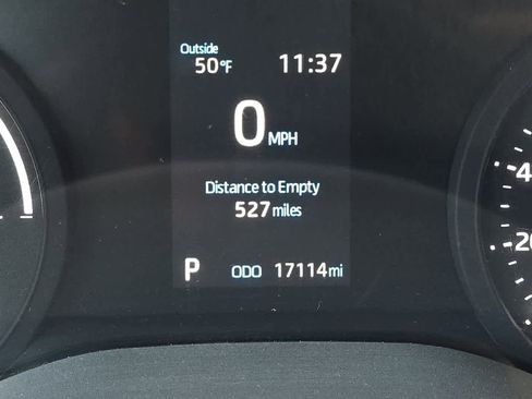 Used 2024 Toyota Sienna LE image 28