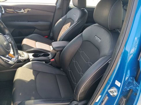 Used 2023 Kia Forte GT-Line FWD image 11