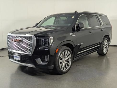 Used 2021 GMC Yukon Denali w/ Denali Ultimate Package AWD/4WD image 4