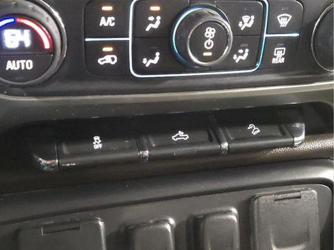 Used 2015 Chevrolet Silverado 1500 LTZ Z71 image 32