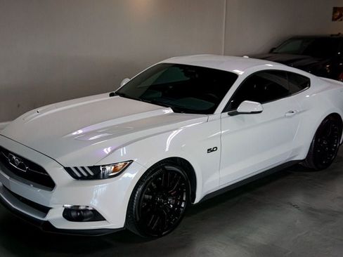 Used 2015 Ford Mustang GT Premium w/ GT Performance Package RWD image 38