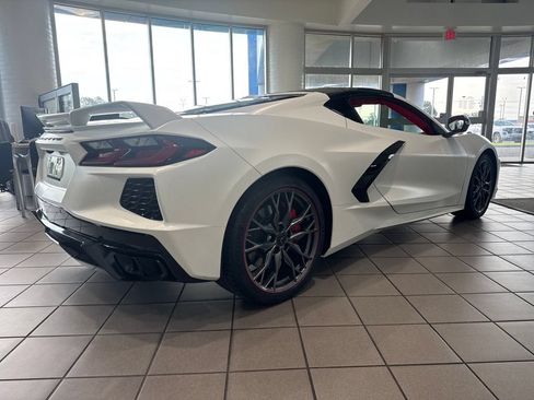 Used 2023 Chevrolet Corvette Stingray Premium Cpe w/ Z51 Performance Package RWD image 6